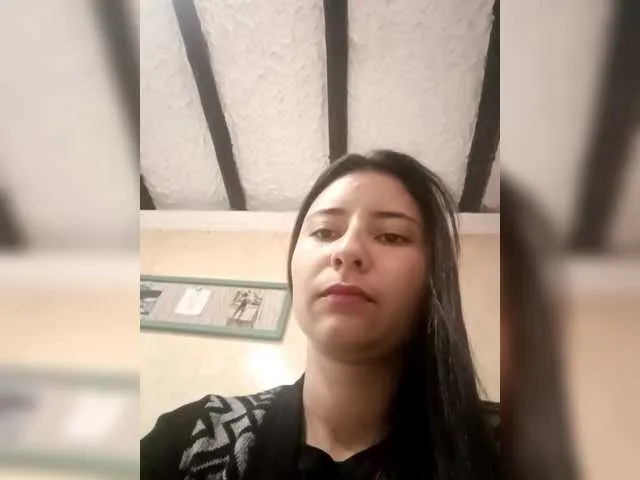 ellie_alves – webcam model profile photo Image 2