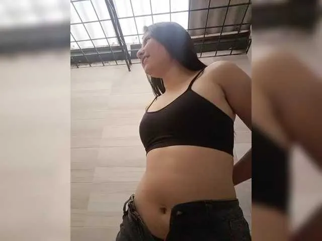 ellie_alves – webcam model profile photo Image 9