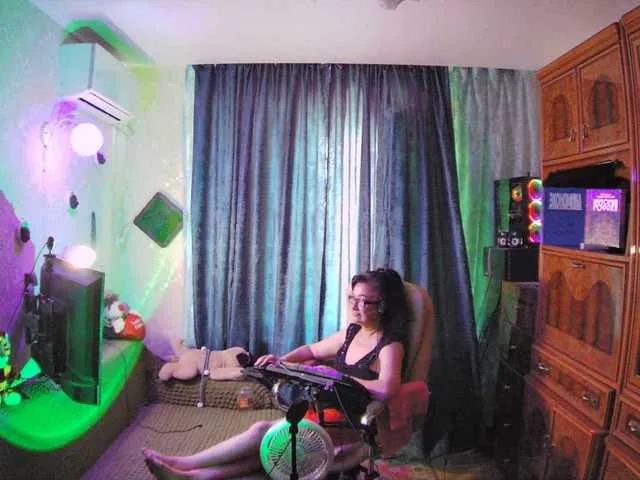 inspiration_in_frame – webcam model profile photo Image 9