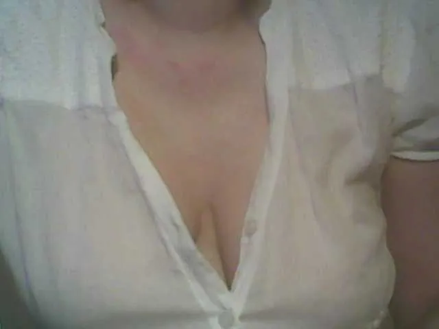 corni__ – webcam model profile photo Image 4