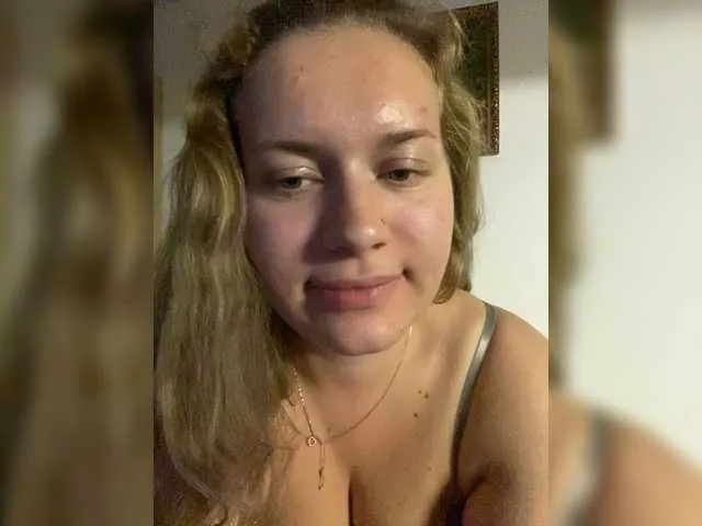 WhoreRobot – webcam model profile photo Image 17