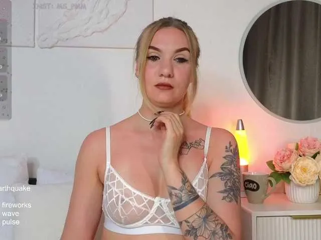 EditaMilf – webcam model profile photo Image 4
