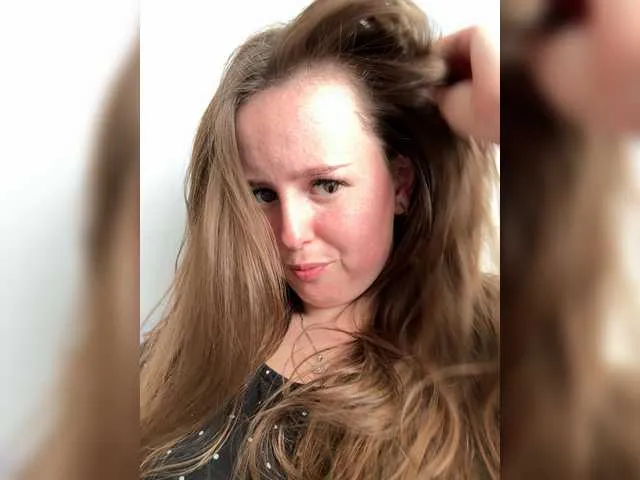 Sonya-reallsugar – webcam model profile photo Image 16