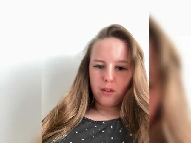 Sonya-reallsugar – webcam model profile photo Image 17