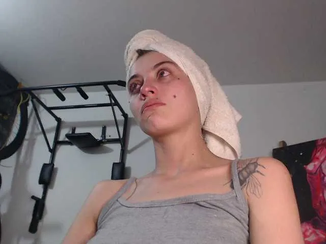 miss_juliaa – webcam model profile photo Image 13