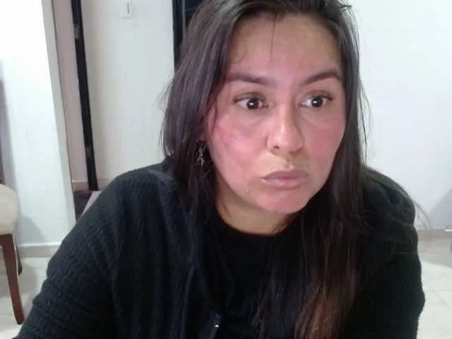 corni__ – webcam model profile photo Image 12