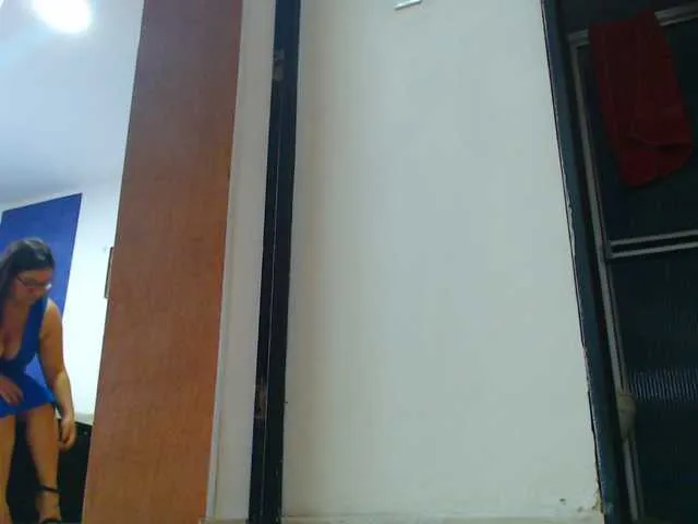 corni__ – webcam model profile photo Image 17