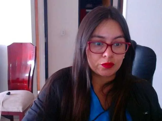 corni__ – webcam model profile photo Image 2