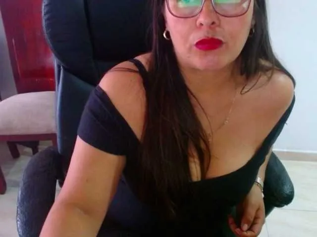 corni__ – webcam model profile photo Image 6