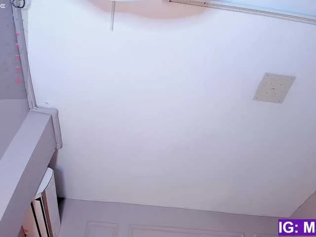 MiaTonyy – webcam model profile photo Image 12