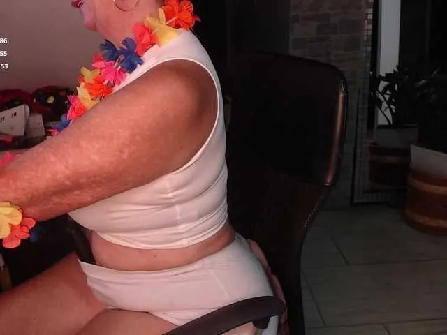 mature-women60 Image 9