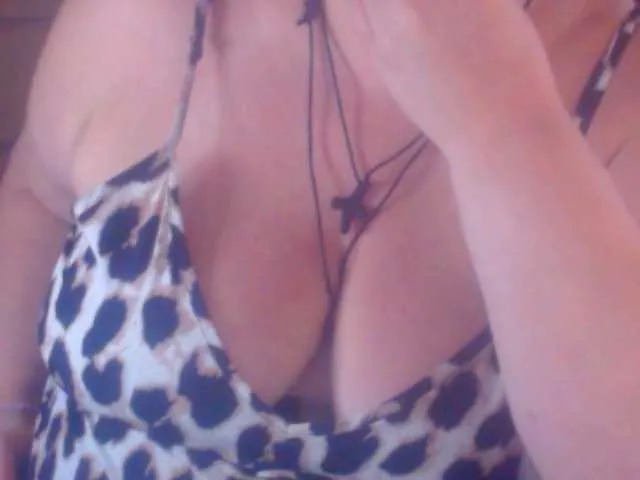 mirandaa_rogers – webcam model profile photo Image 19
