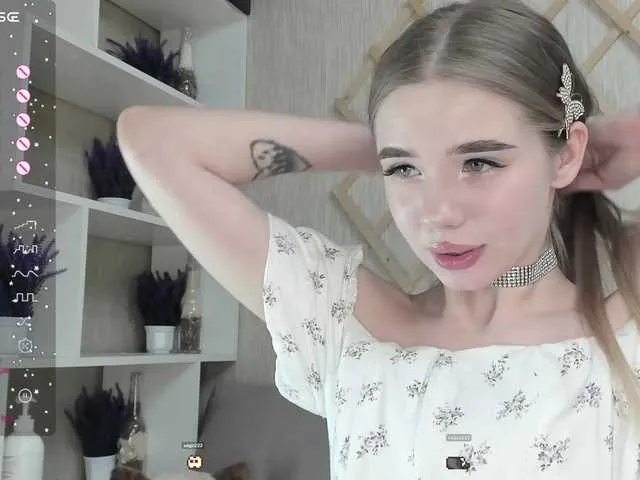 millemimi – webcam model profile photo Image 14