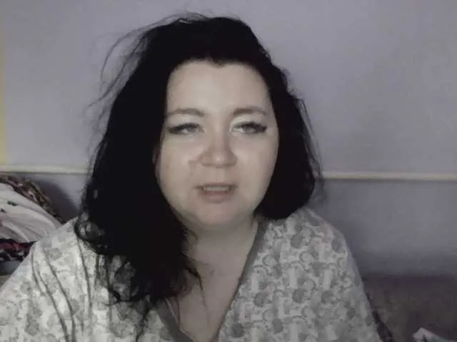 EditaMilf – webcam model profile photo Image 4