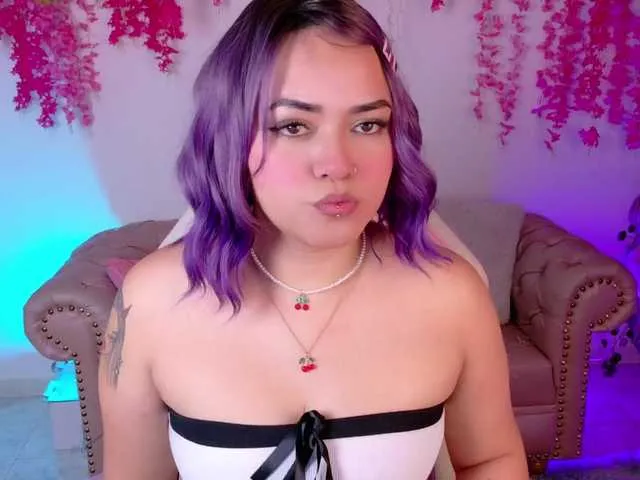 missale – webcam model profile photo Image 6