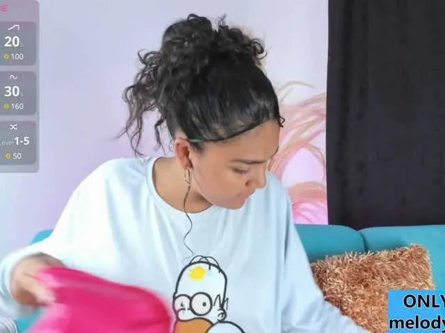 millemimi – webcam model profile photo Image 6