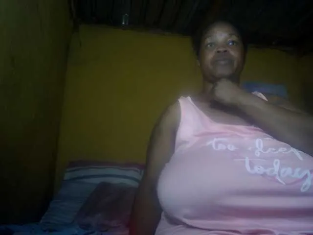 Laranya – webcam model profile photo Image 12