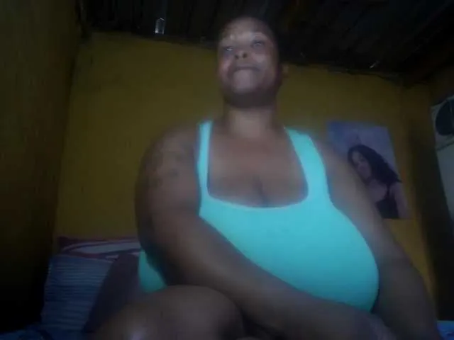 Laranya – webcam model profile photo Image 13