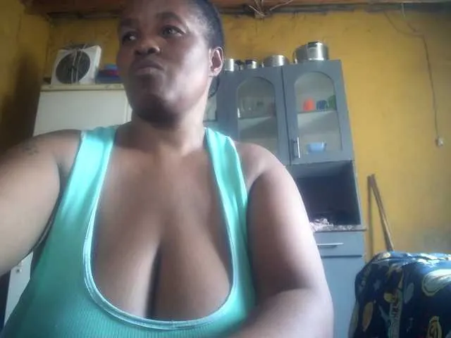 Laranya – webcam model profile photo Image 15