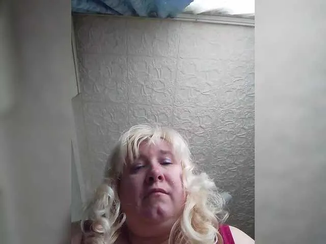 glossybabe_ – webcam model profile photo Image 5