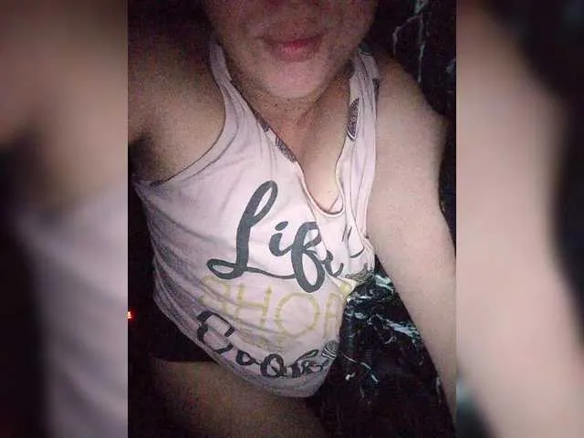 calabadi – webcam model profile photo Image 14