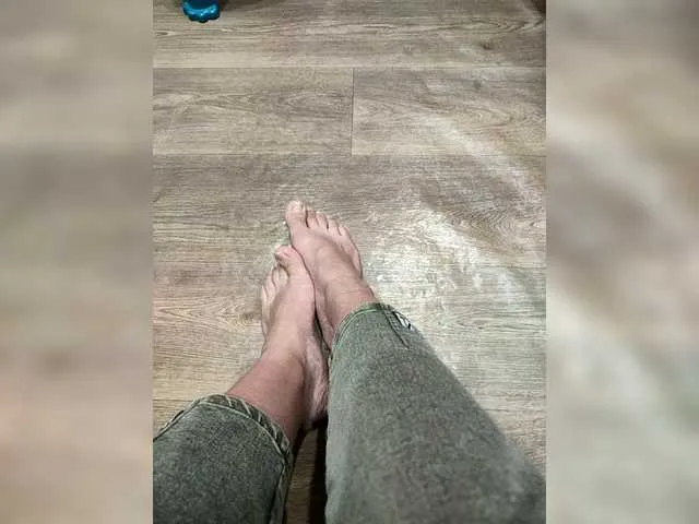 calabadi – webcam model profile photo Image 17