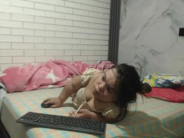 Chelsi16 – webcam model profile photo Image 4
