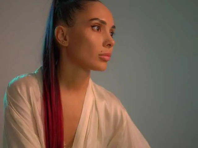 MsCindy – webcam model profile photo Image 16