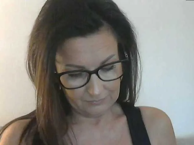 x-NaStyA-x – webcam model profile photo Image 10