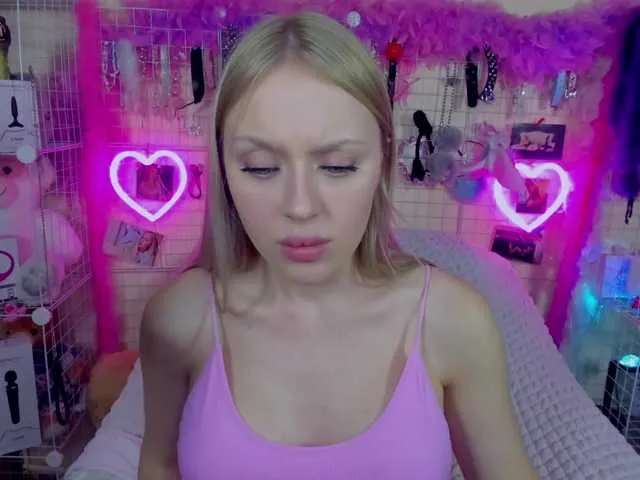 MindyKally Image 8