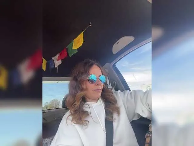 XxxSexyMilfxxX – webcam model profile photo Image 4