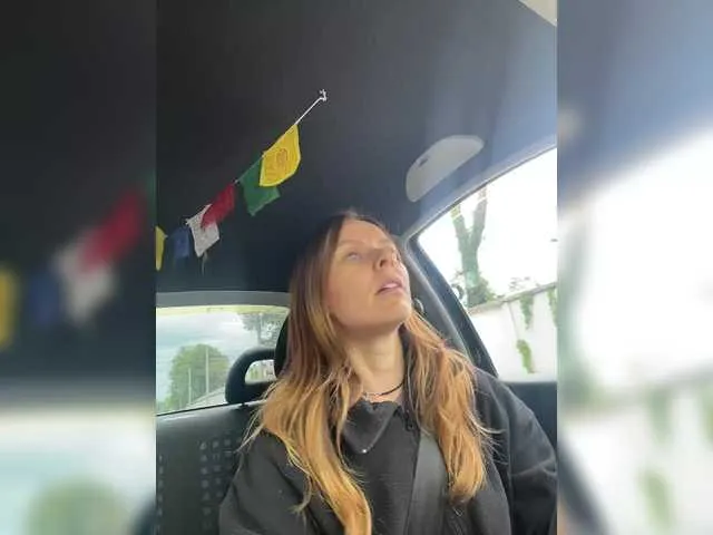 XxxSexyMilfxxX – webcam model profile photo Image 5