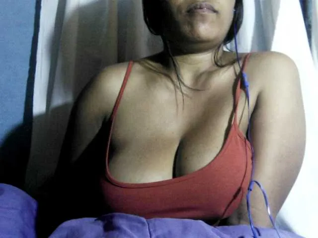 GeminiCode22 – webcam model profile photo Image 11