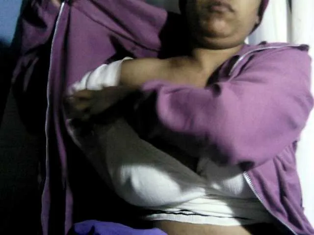 GeminiCode22 – webcam model profile photo Image 7