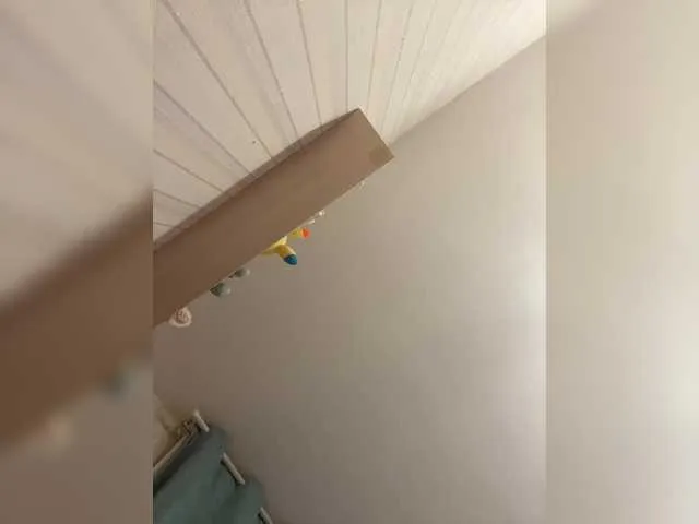 jucieLussie free chat on liveonude Image 12