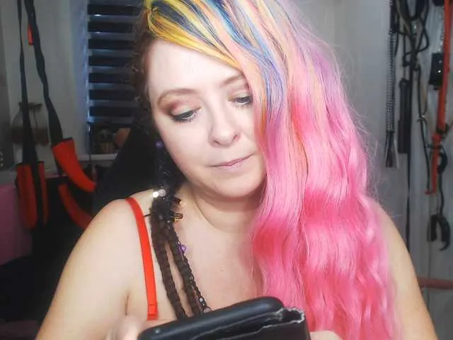 missGODDESS Image 15