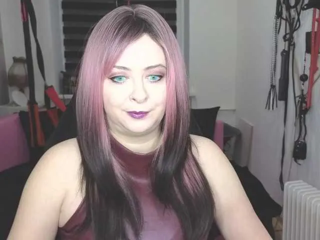 missGODDESS Image 8