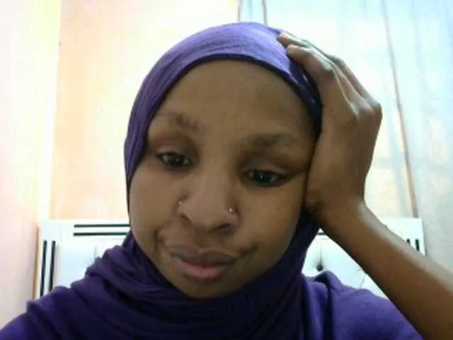 xlunami – webcam model profile photo Image 16