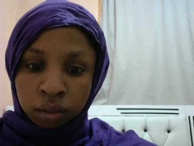 xlunami – webcam model profile photo Image 17