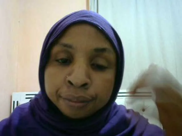 xlunami – webcam model profile photo Image 2