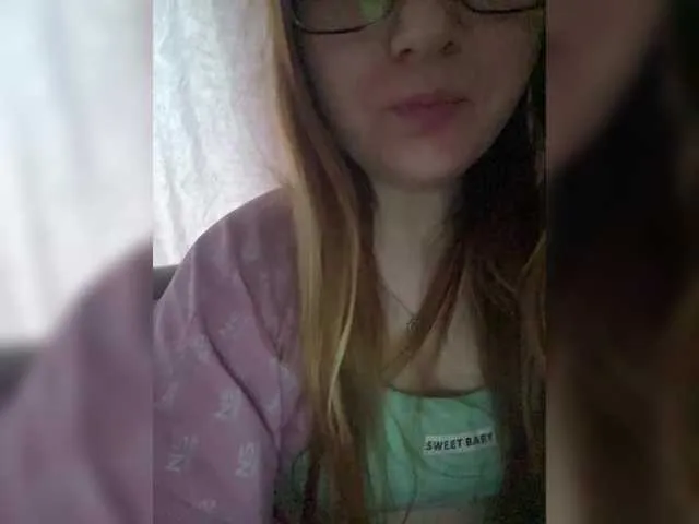 MissLili20 – webcam model profile photo