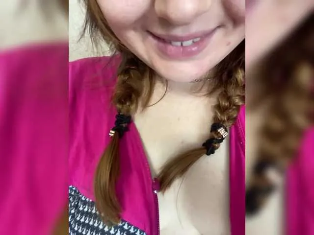 LoveAndSex24 – webcam model profile photo Image 3