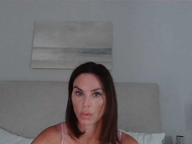 mayadashaaa – webcam model profile photo Image 12