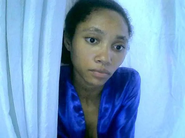 biancastrongg – webcam model profile photo Image 3