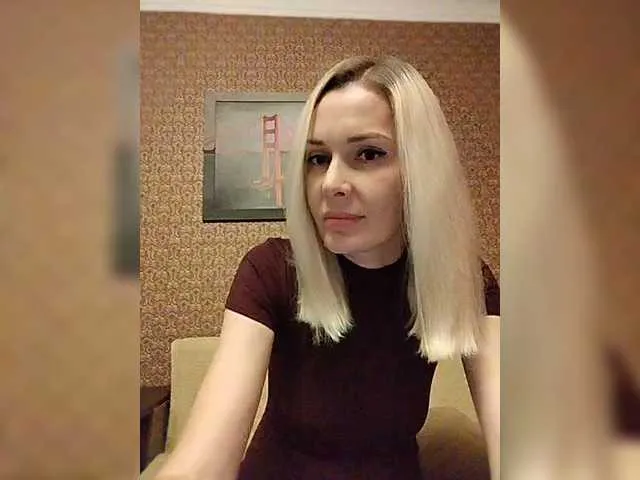 MaddieBryggs – webcam model profile photo Image 12