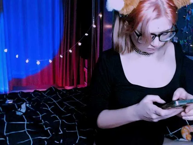 cute_fox_girl – webcam model profile photo Image 16