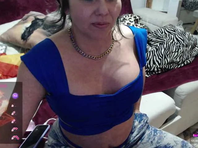 kyany_ – webcam model profile photo Image 2