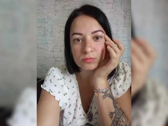 Nadiaaa's Thumb Image