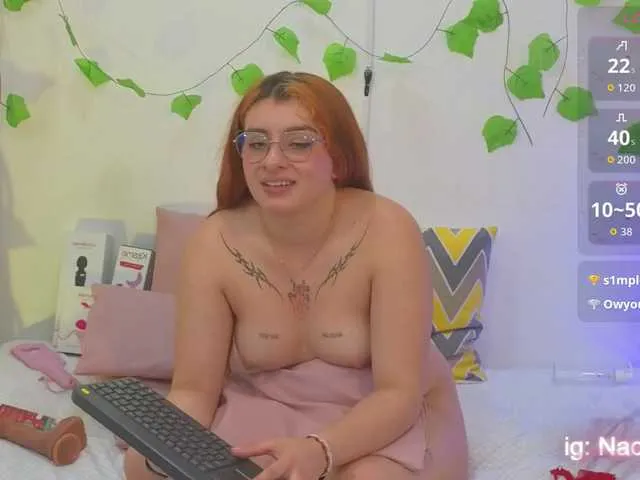 charlott25_ – webcam model profile photo Image 13