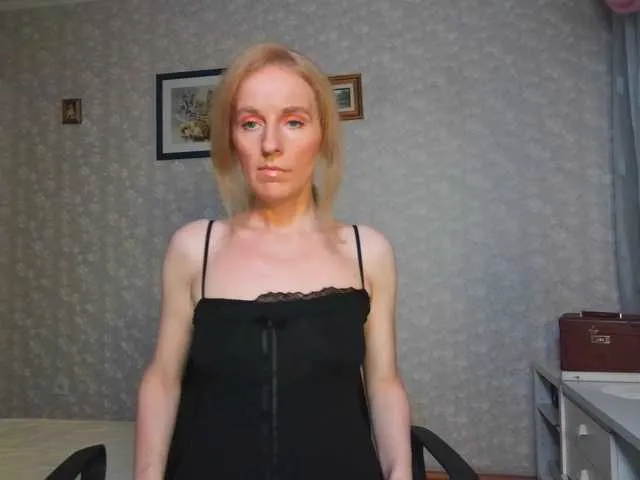 AlexisGrays – webcam model profile photo Image 8